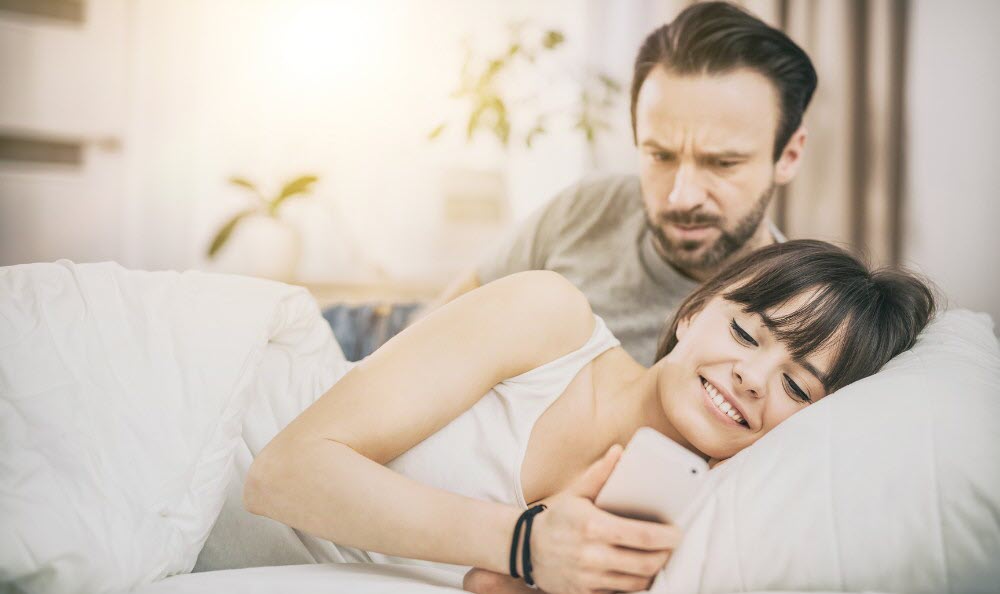 C&oacute;mo solucionar problemas de desconfianza en una pareja