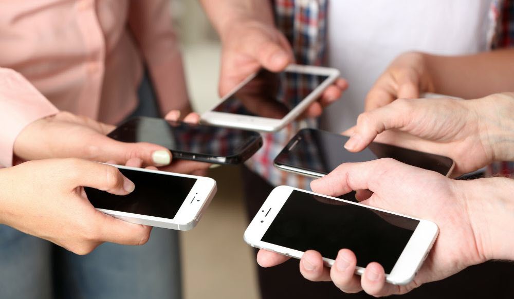 C&oacute;mo sincronizar dos tel&eacute;fonos por Bluetooth