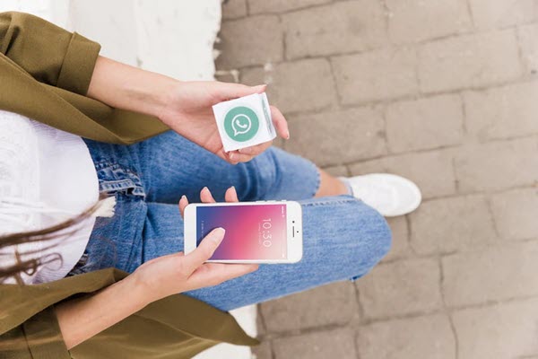 Başkası bilmeden WhatsApp mesaj g&ouml;rme